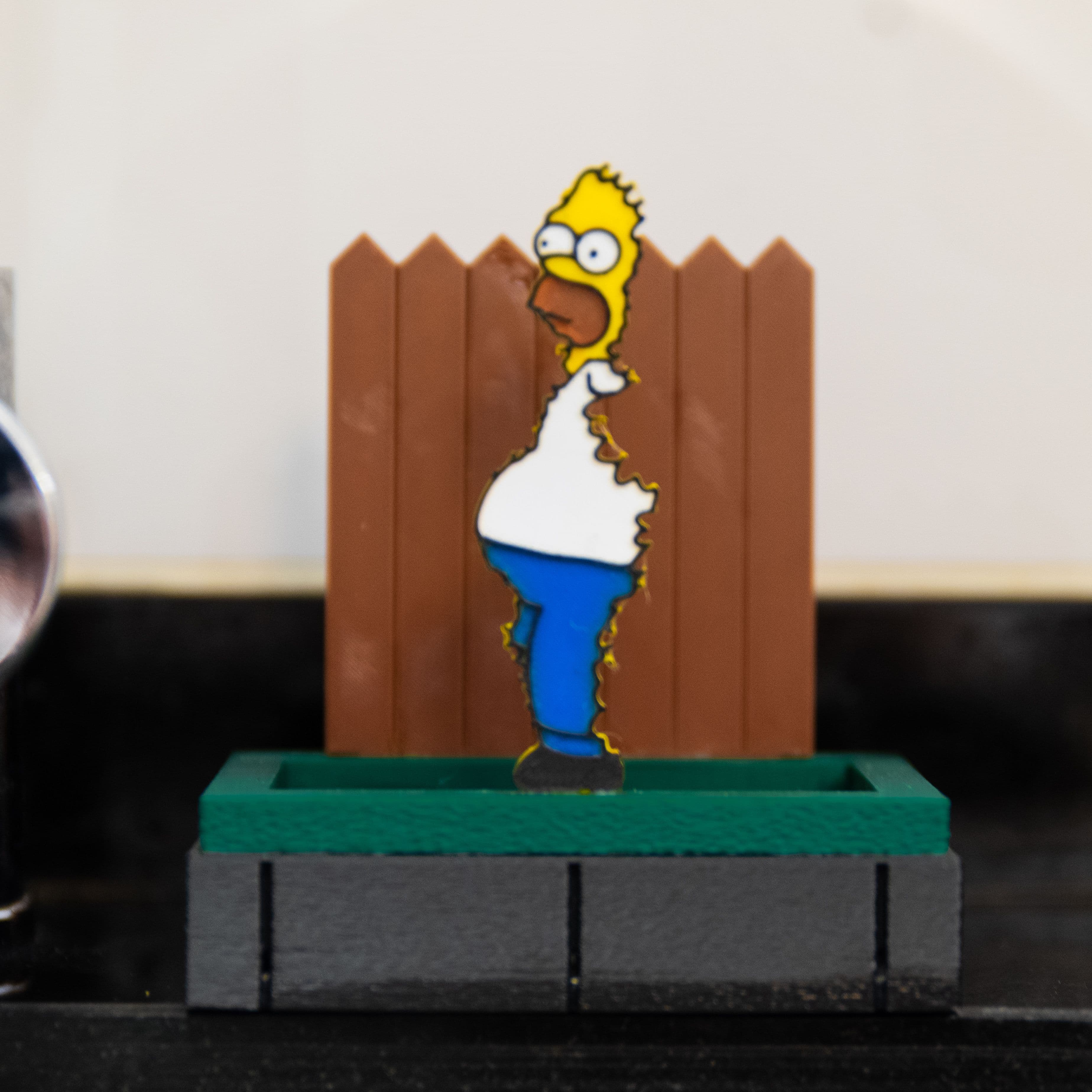 Portaesponjas Homer Simpson – Meme del arbusto para tu fregadero - Thumbnail 3